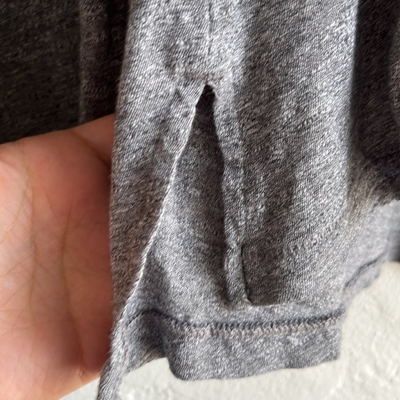 Madewell, Long Sleeve Heather Grey Tee with Split Side Seams, Size S - Picture 4 of 4